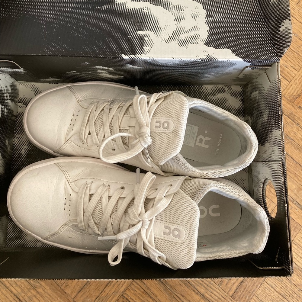The roger advantage all white sneaker for women as 8.5
